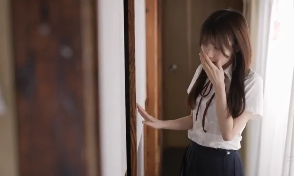妹妹看哥哥自習那麼認真，吵著讓哥哥教她 第 3 張