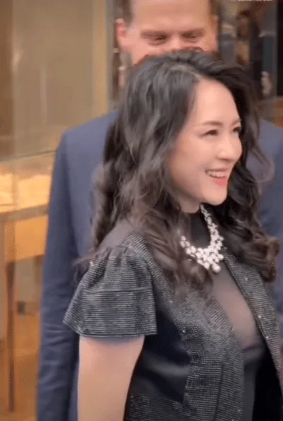 47歲影后素顏被拍「滿臉皺紋」 網驚:像普通大媽 粉絲揭真相 第 3 張